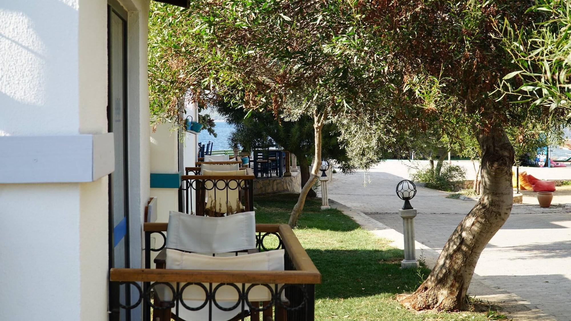 Maya Bistro Hotel&Beach Siğacık Exterior foto